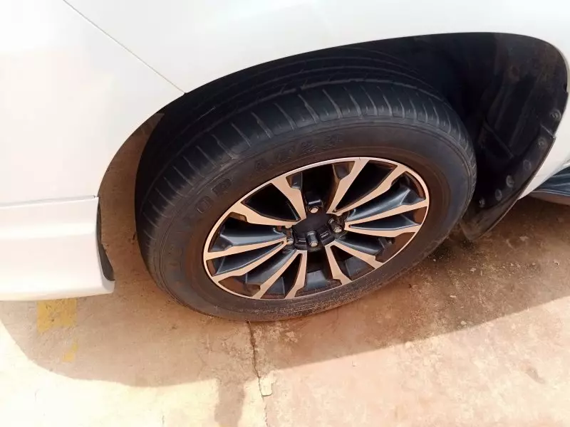Toyota Landcruiser Prado   - 2017