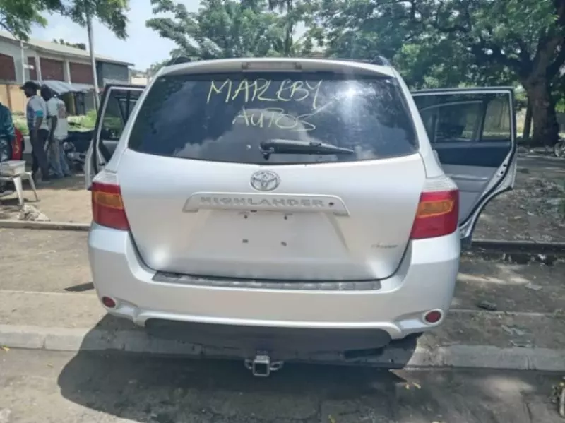 Toyota Highlander - 2010