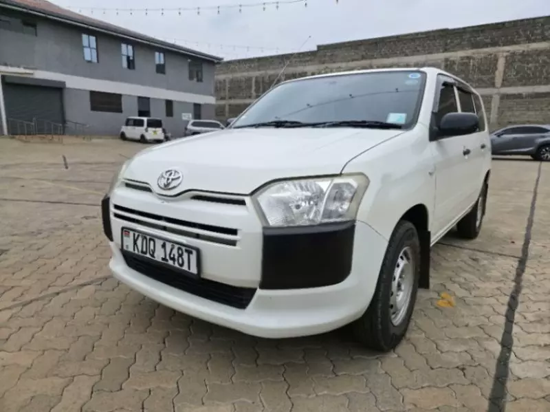 Toyota Probox    - 2017