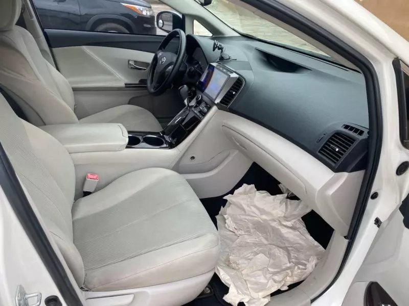 Toyota Venza   - 2011