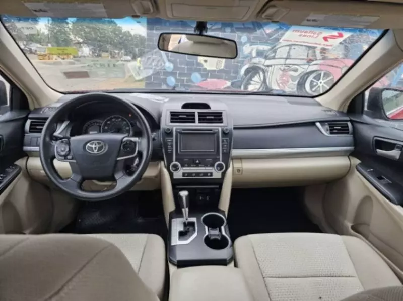 Toyota Camry   - 2013