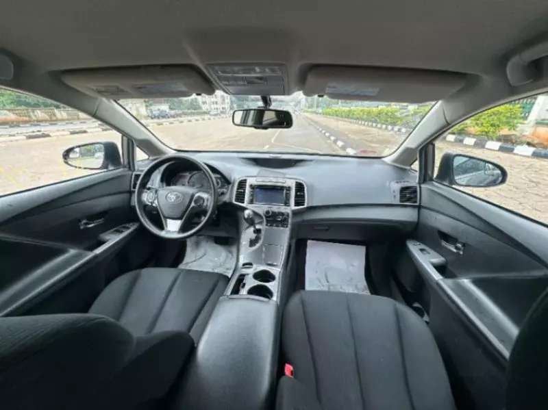 Toyota Venza   - 2014