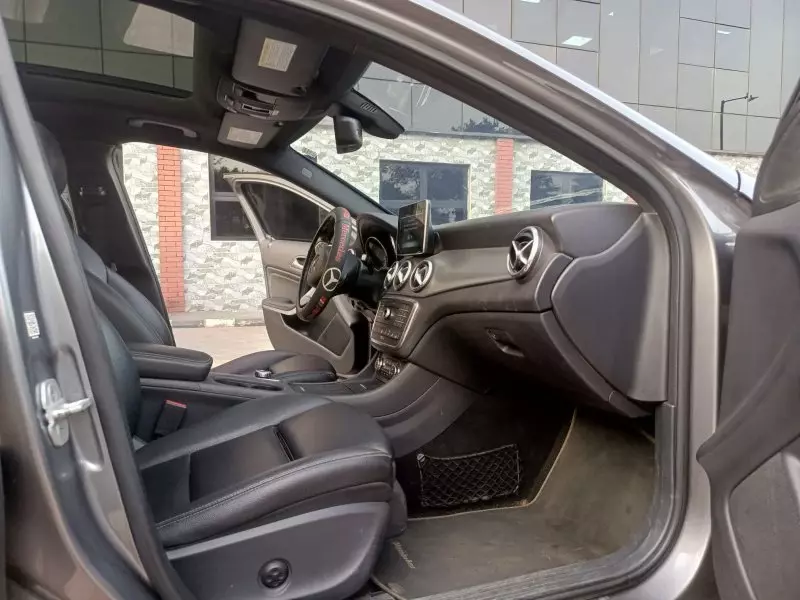 Mercedes-Benz GLA 250