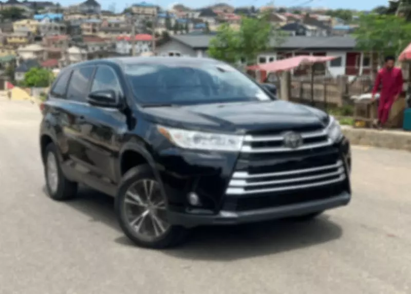 Toyota Highlander   - 2019