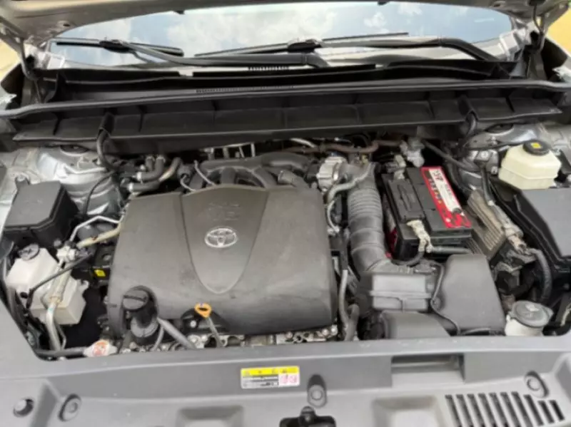 Toyota Highlander   - 2020