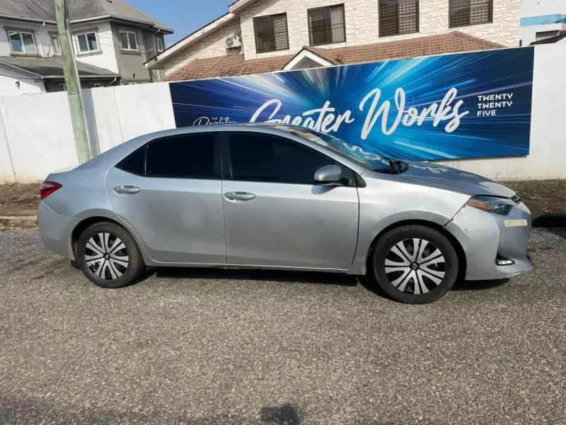 Toyota corolla - 2019