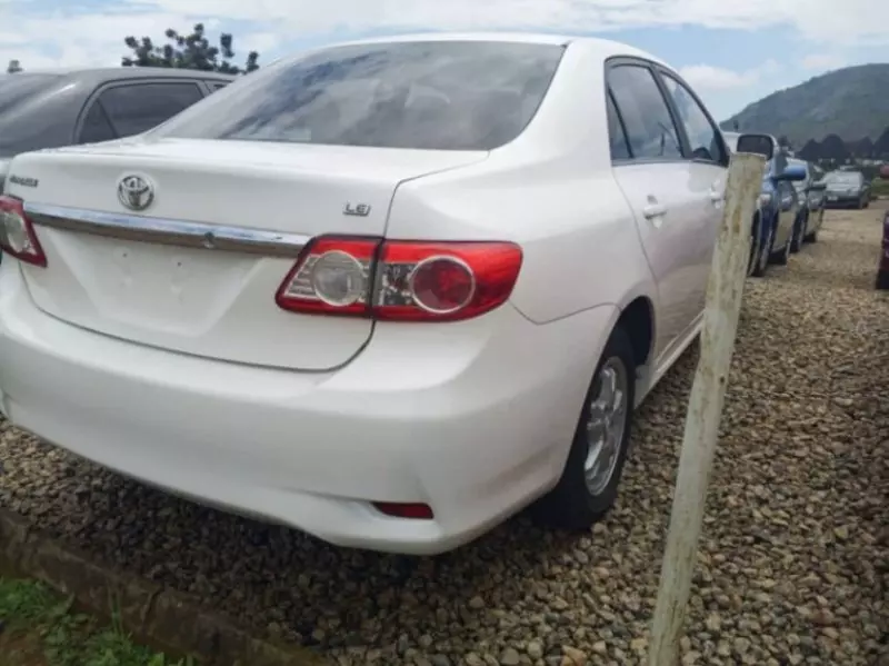 Toyota Corolla   - 2012