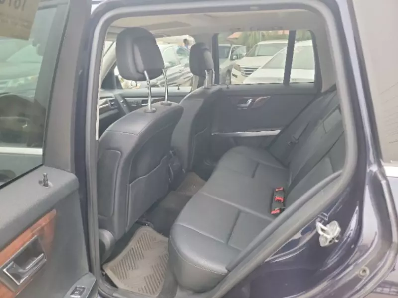 Mercedes-Benz GLK-Class   - 2010