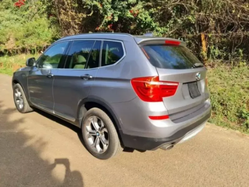 BMW X3   -