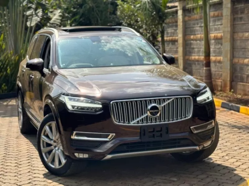 Volvo XC90   - 2018
