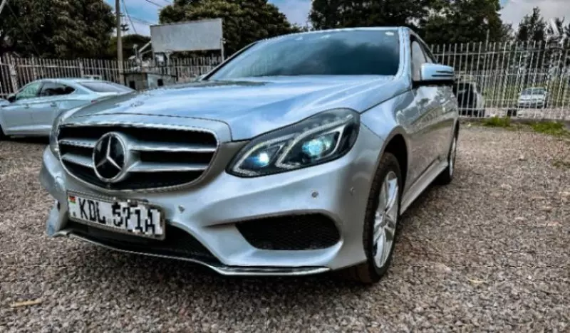 Mercedes-Benz E250   - 2015