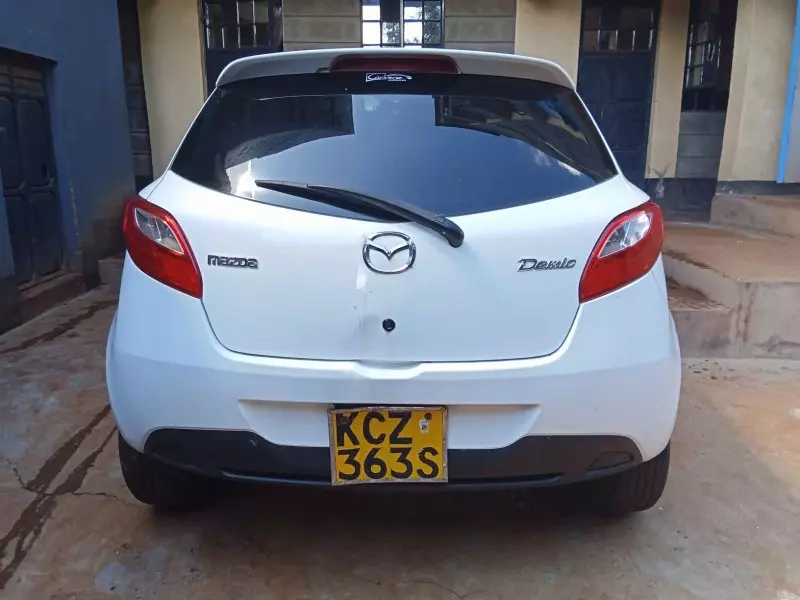 Mazda Demio   - 2013