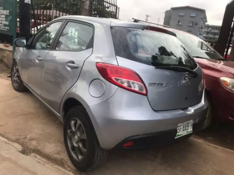Mazda 2   - 2013