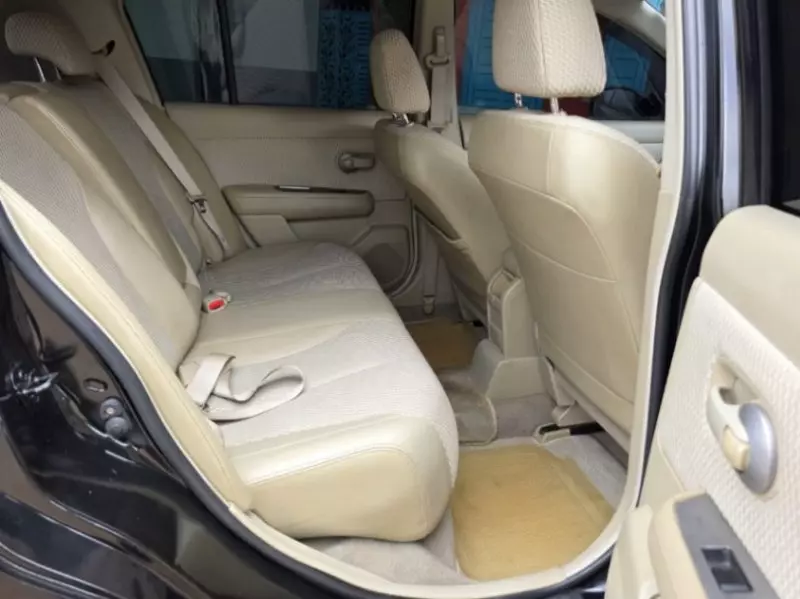 Nissan Sentra   - 2008