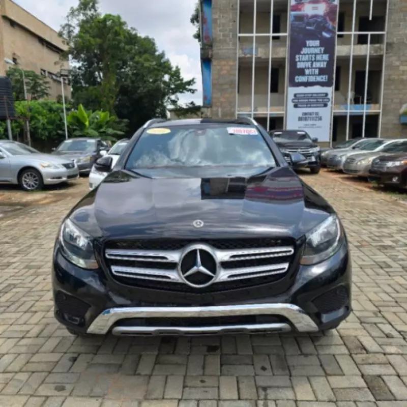 Mercedes-Benz GLC 300   - 2018