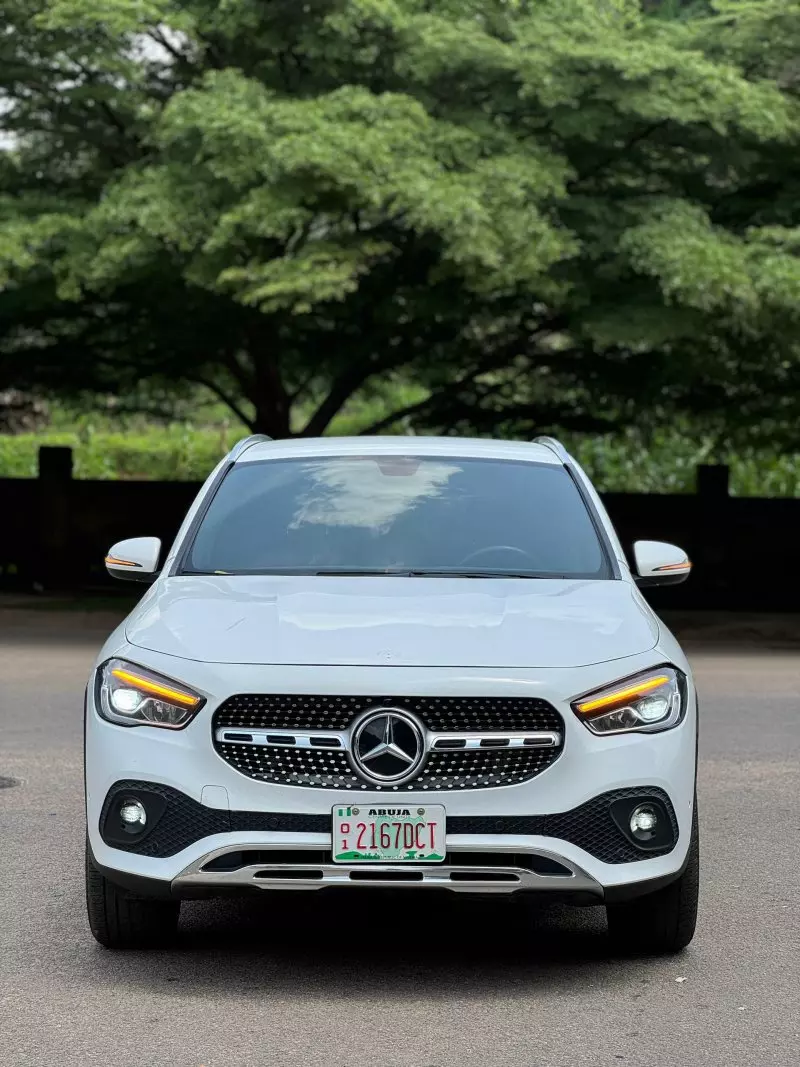 Mercedes-Benz GLA 250   - 2021