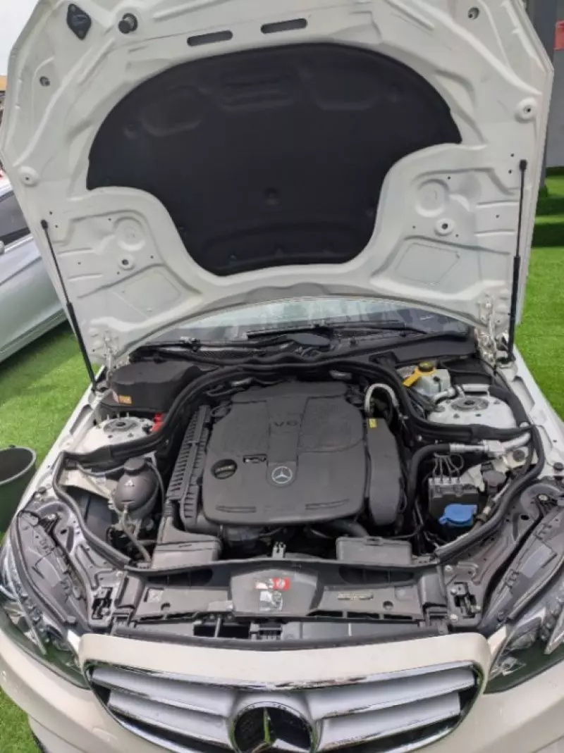 Mercedes-Benz E350 - 2014