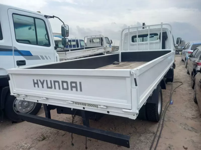 Hyundai Mighty   - 2004