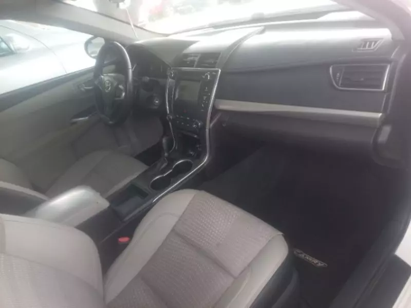 Toyota Camry - 2015