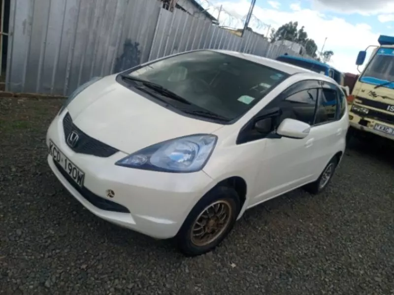 Honda Fit   - 2008