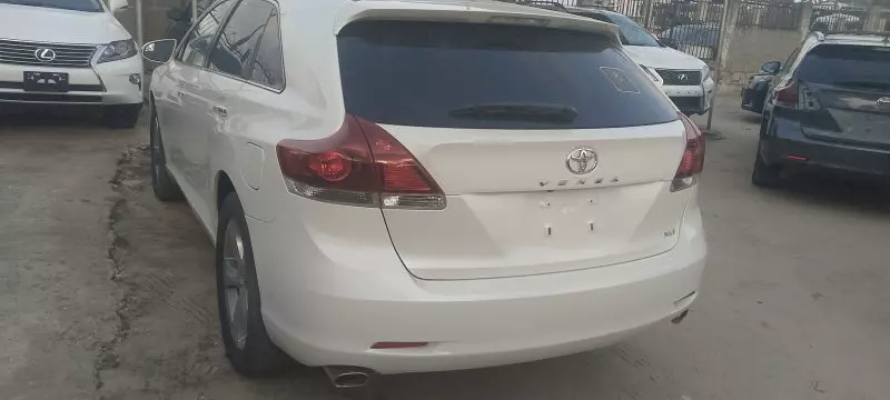 Toyota Venza   - 2013