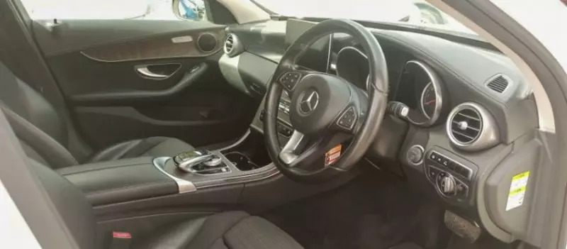 Mercedes-Benz C200   - 2017
