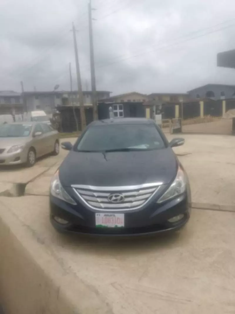 Hyundai SONATA 2,0L BVA GL   - 2011