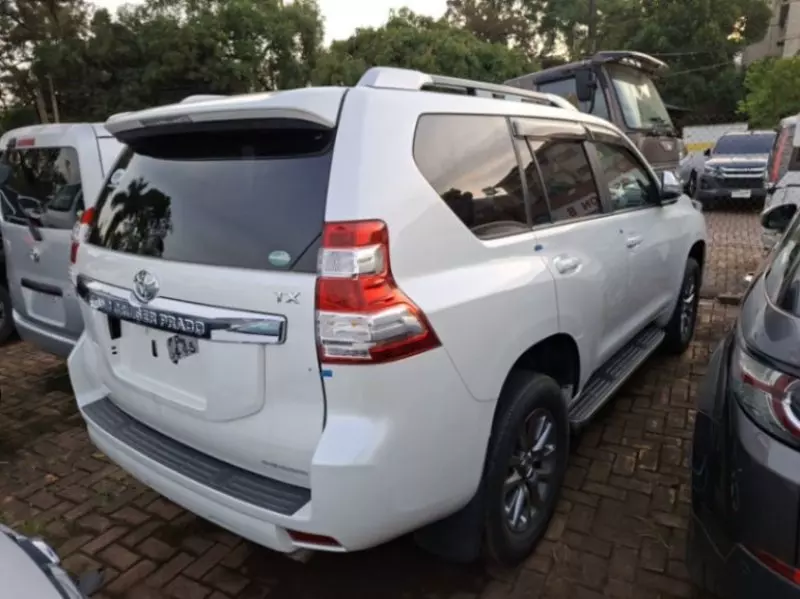 Toyota Landcruiser prado TX   - 2017