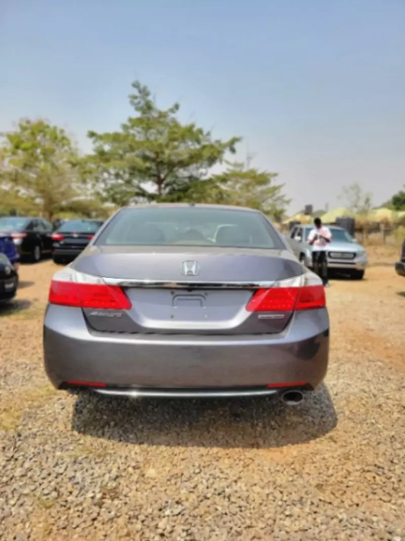 Honda Accord   - 2014