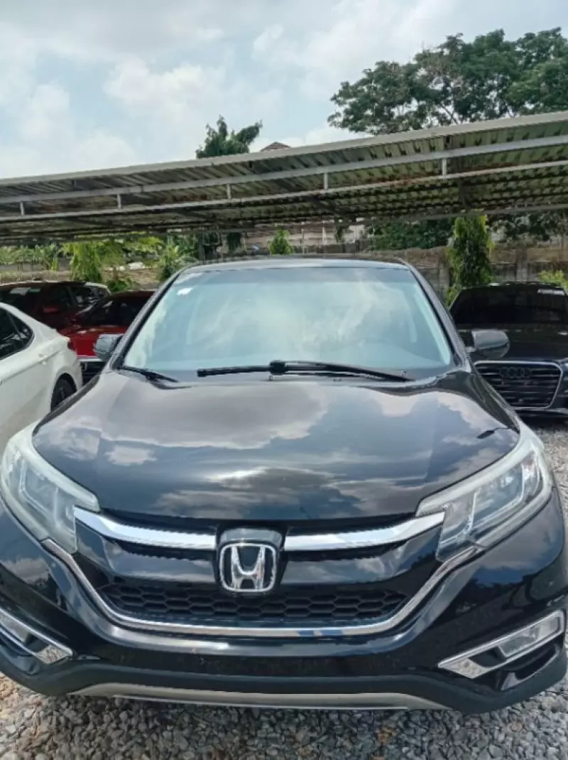 Honda CR-V   - 2015