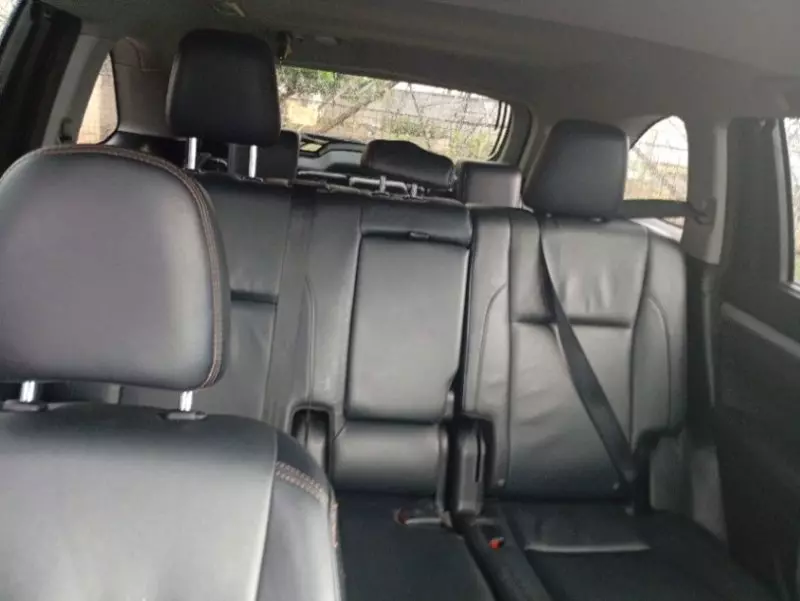 Toyota Highlander   - 2016