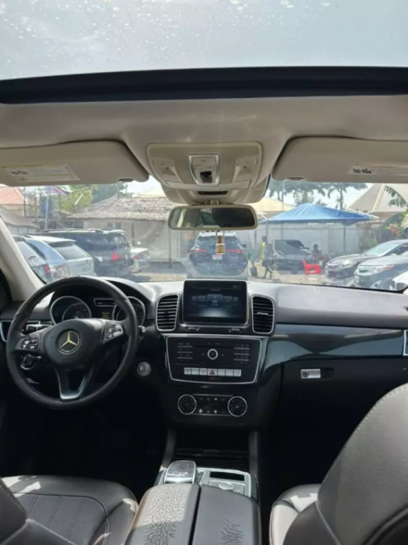 Mercedes-Benz GLE 350