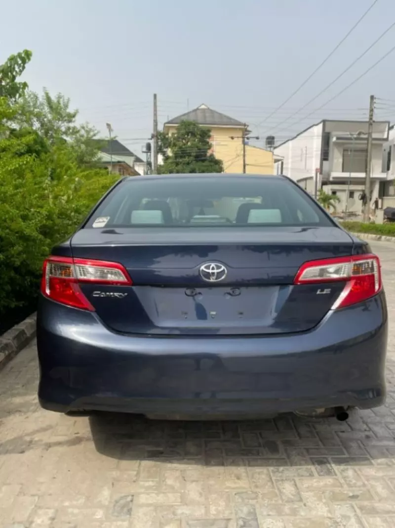 Toyota Camry - 2014