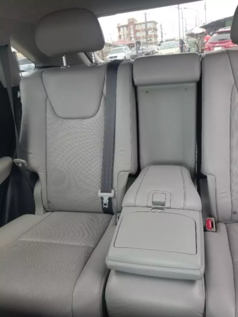 Toyota Lexus RX 350h   - 2013
