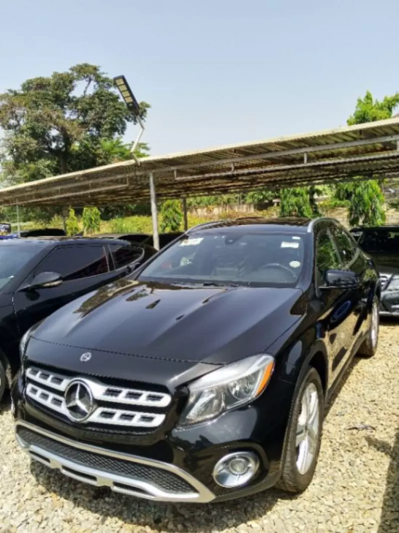 Mercedes-Benz GLA 250