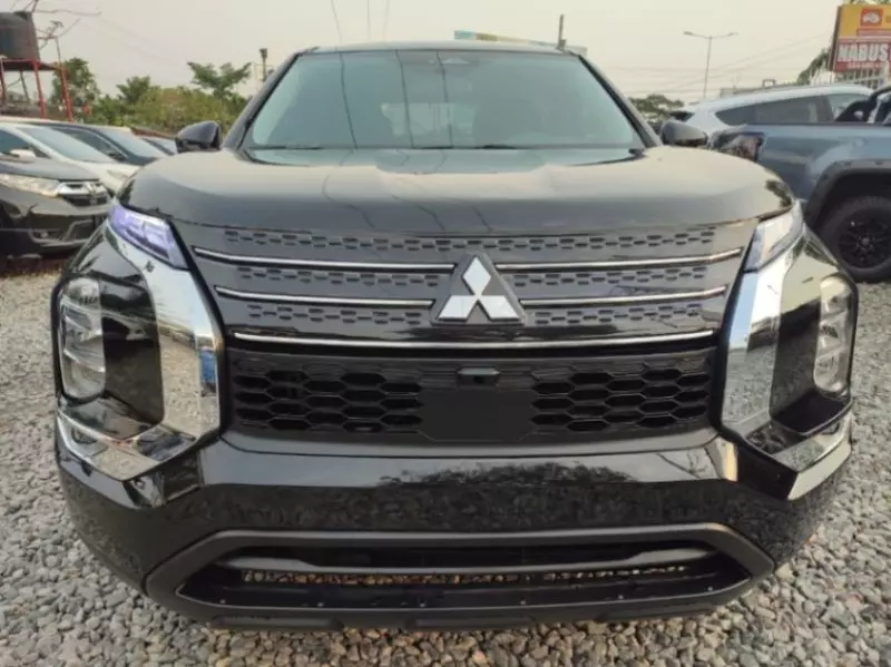 Mitsubishi New Outlander - 2023