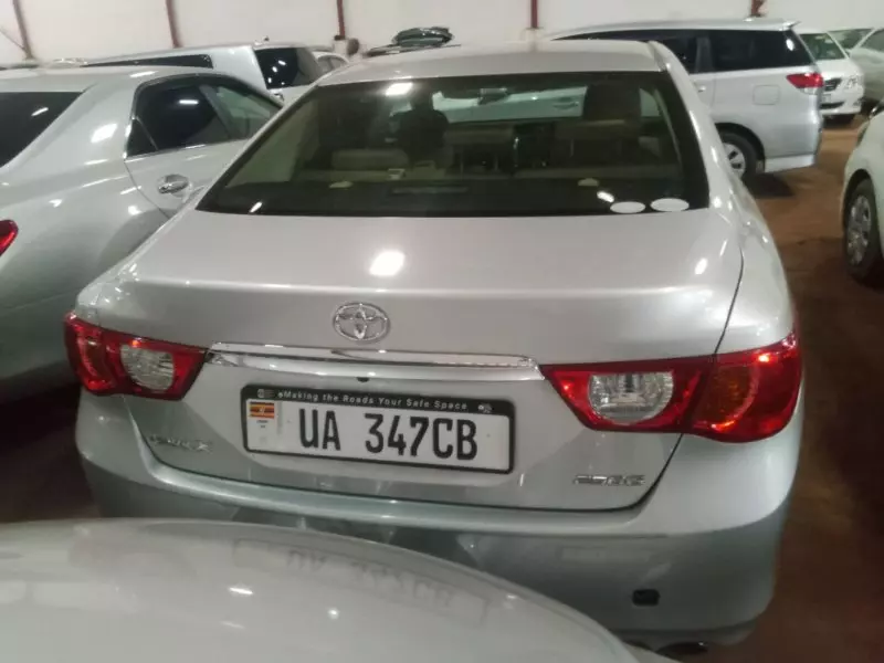 Toyota Mark X   - 2011