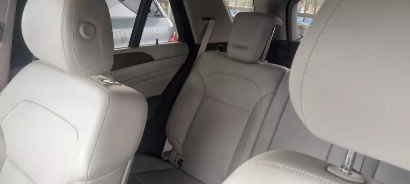 Mercedes-Benz ML 350   - 2013