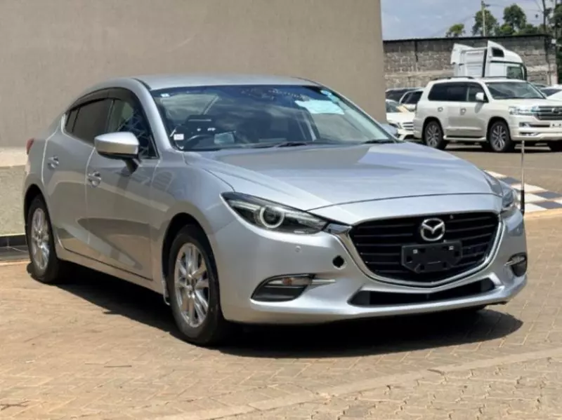 Mazda Axela    - 2018