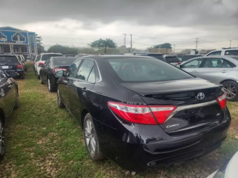 Toyota Camry   - 2015