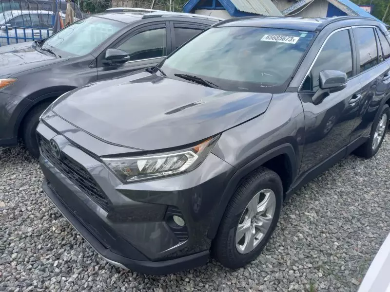 Toyota RAV 4   - 2020