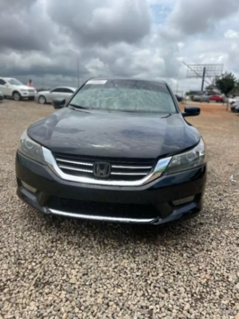 Honda Accord   - 2013
