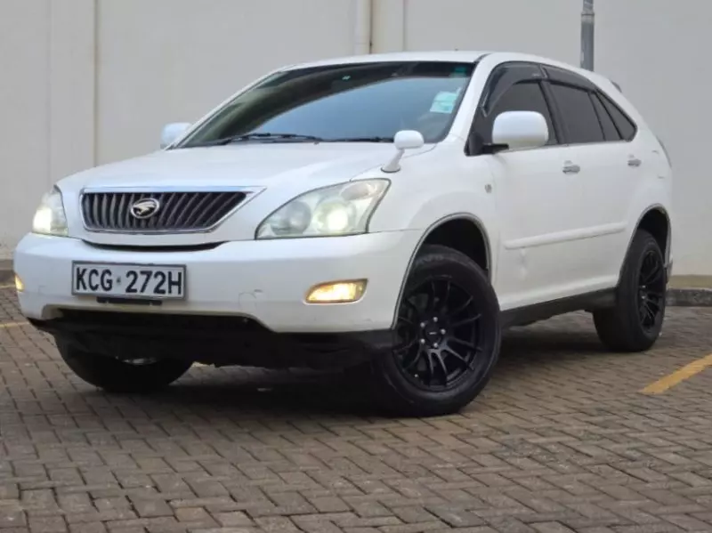 Toyota Harrier   - 2010