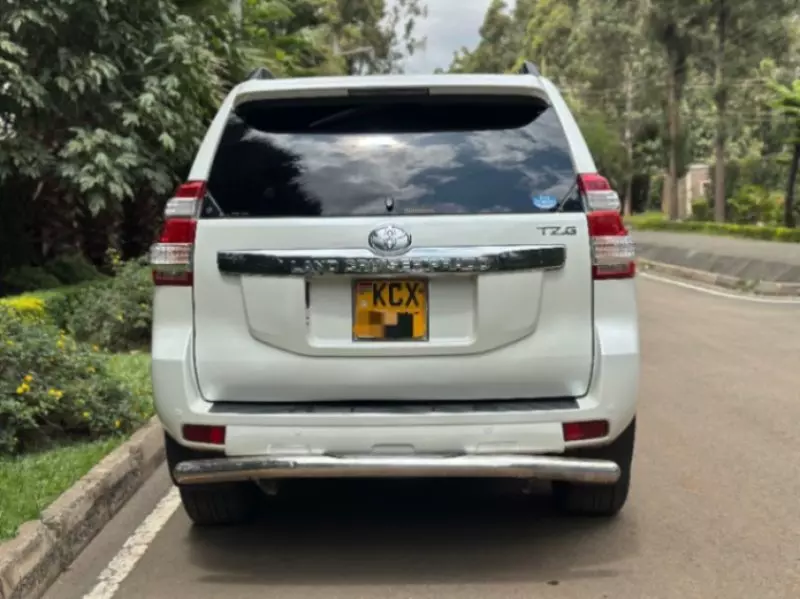 Toyota Land Cruiser Prado   - 2014
