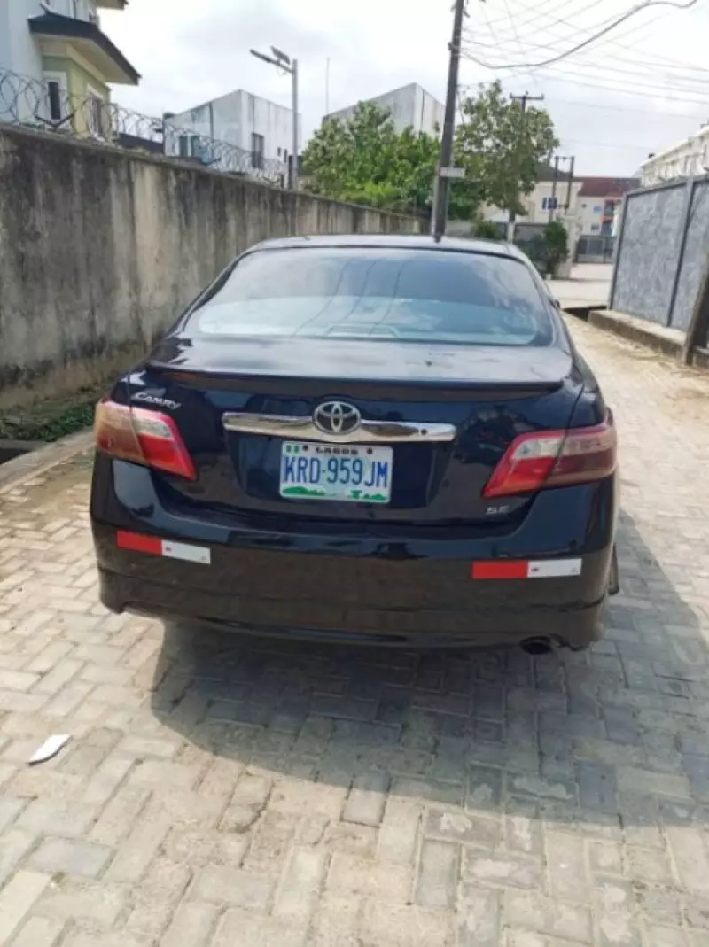 Toyota Camry   - 2008