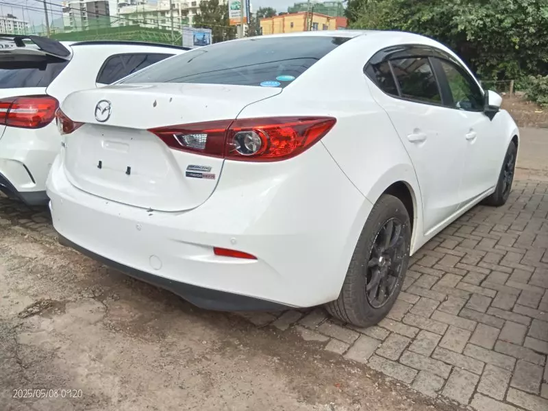 Mazda Axela    - 2019