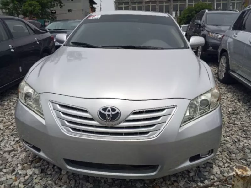 Toyota Camry   - 2007