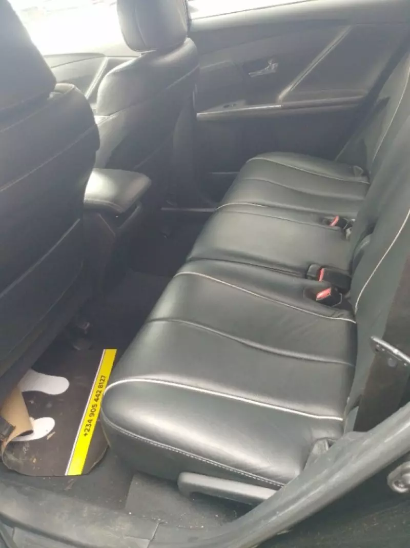 Toyota Venza   - 2013