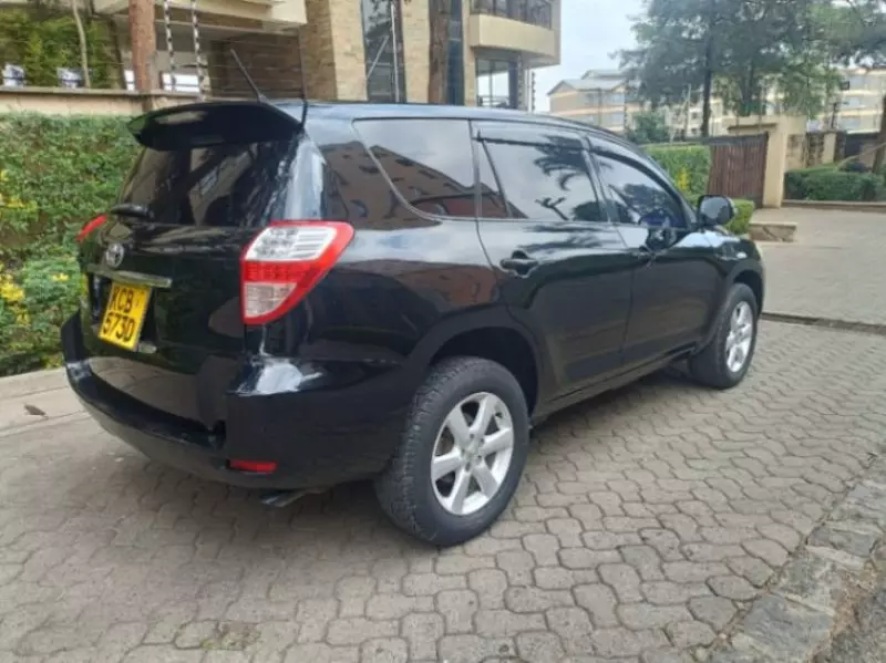 Toyota Vanguard    - 2008