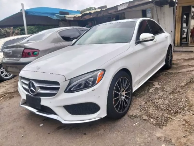 Mercedes-Benz C 400   - 2015